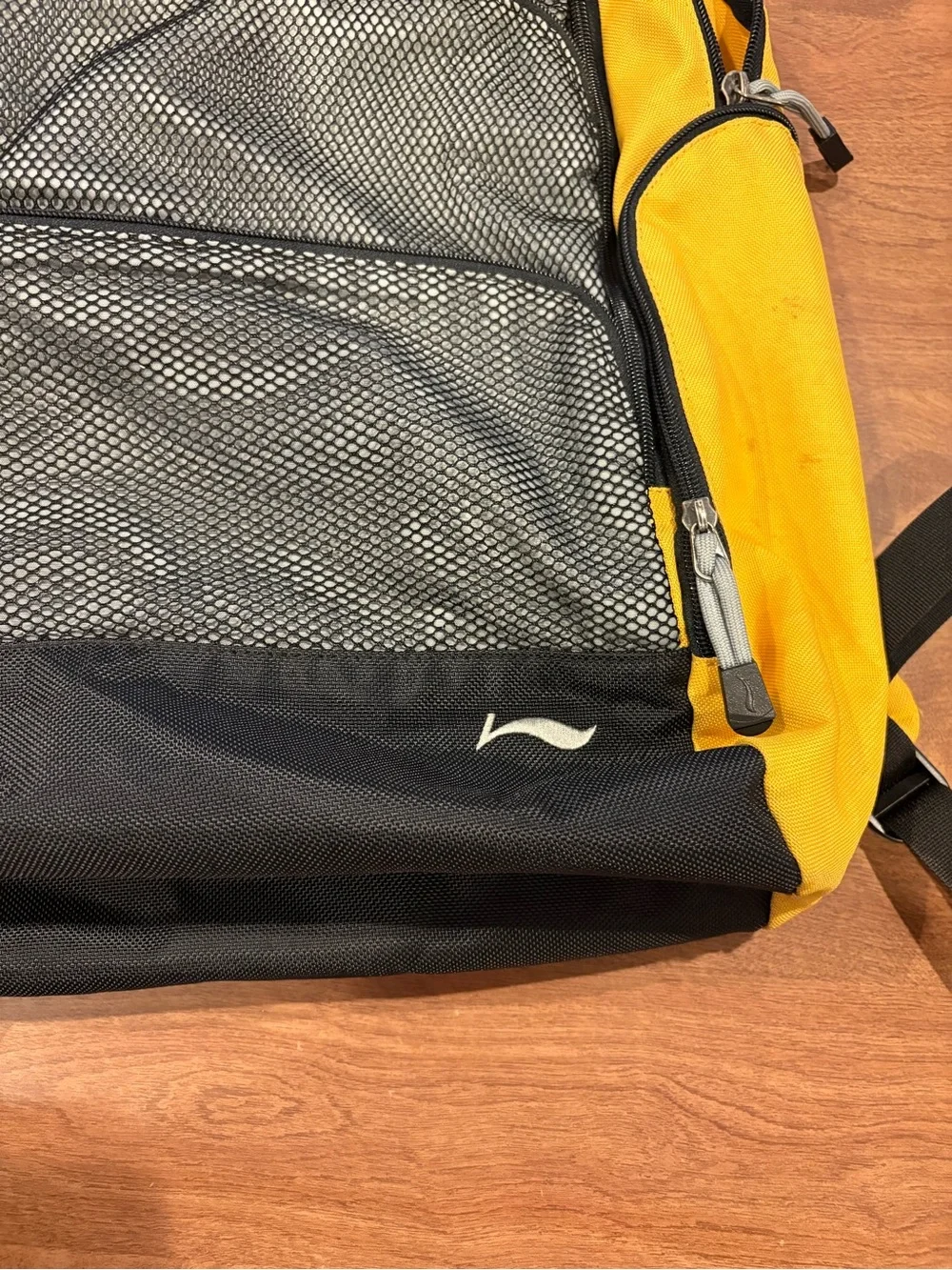 Vintage 90’s High Sierra Yellow and Black Backpack - Durable Everyday Bag